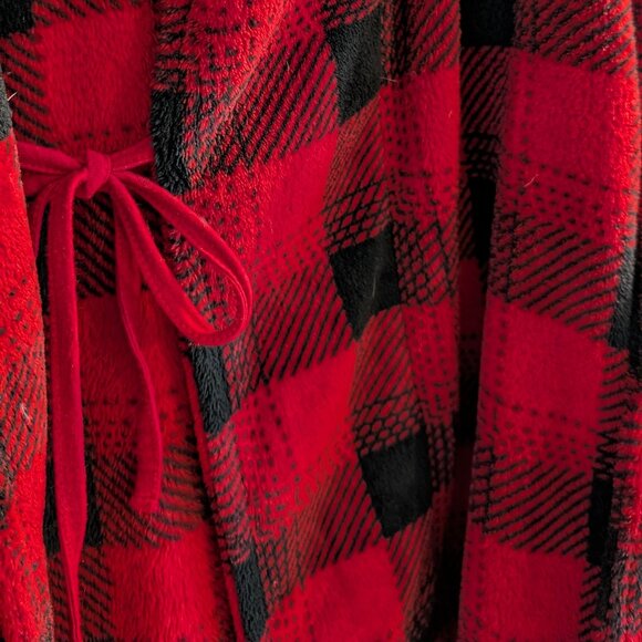 La Senza Plush Short Red Buffalo Check Robe - Picture 2 of 4